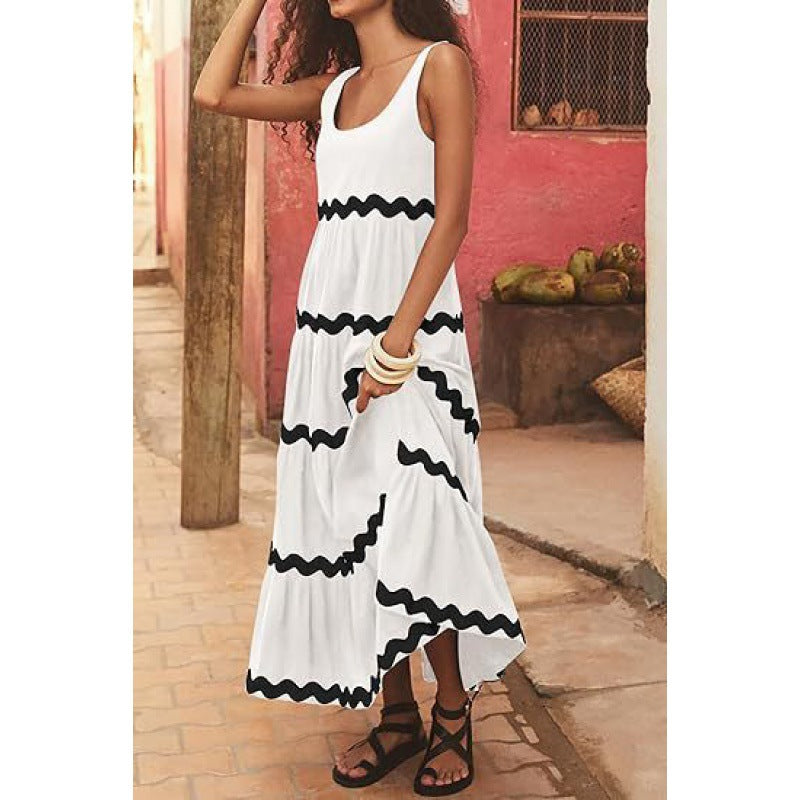 Damen Sommermaxikleid mit wellenförmigem Design EB