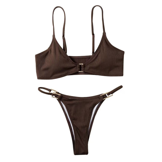 Damen Triangel-Bikini mit raffiniertem Halterdesign und elegantem Goldverschluss EB
