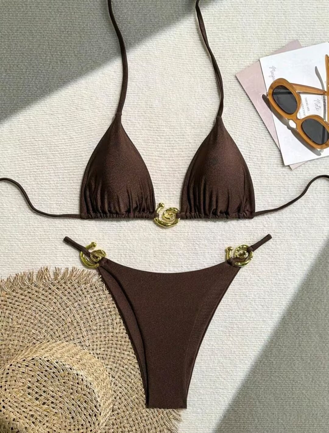 Damen Triangel-Bikini mit raffiniertem Gold-Detail EB