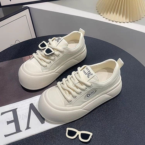Damen modische Sneaker mit einzigartigen Details und hohem Tragekomfort EB