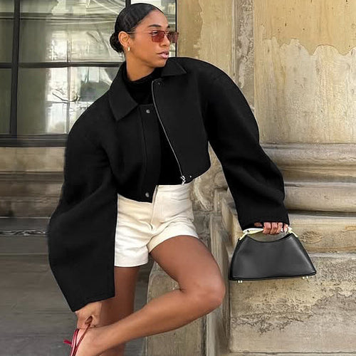 Damen Oversized Cropped-Jacke mit innovativem Schnitt EB