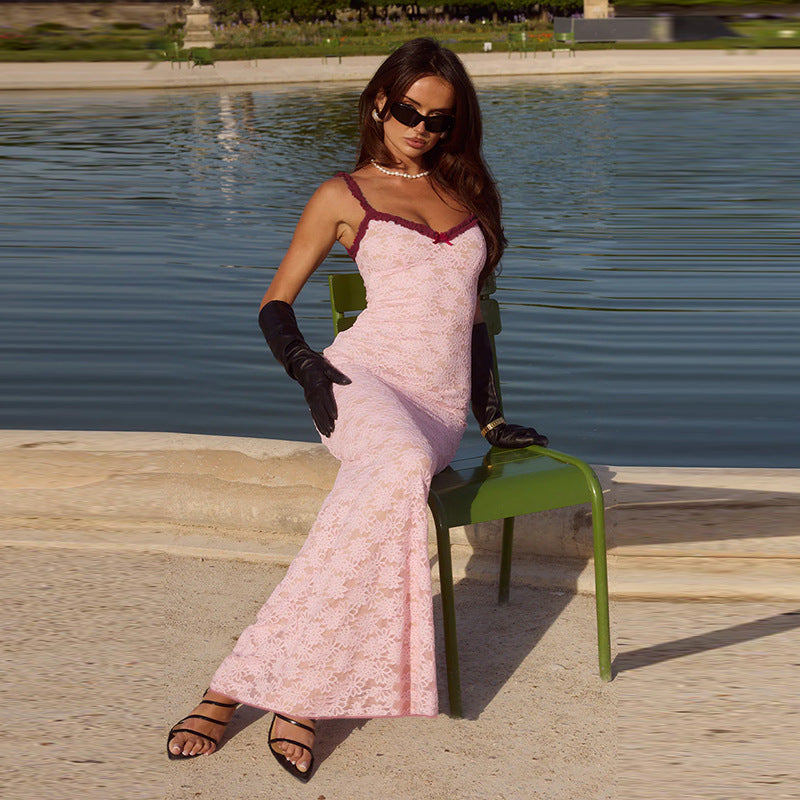 Damen Elegantes Spitzenmaxikleid mit feinem Trägerdesign EB