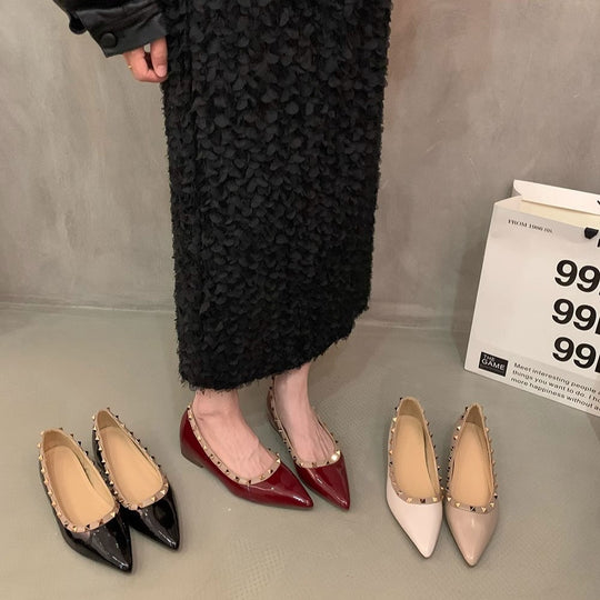 Damen elegante Ballerinas mit modischen Nietenakzenten und komfortabler Innensohle EB