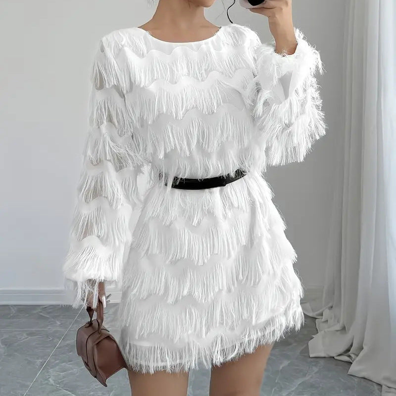 Damen Kleid mit Wellenmuster und voluminösen Fransen EB