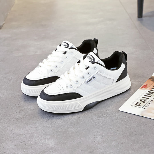 Damen Modische Sneakers mit rutschfestem Profil und dämpfendem Komfort EB