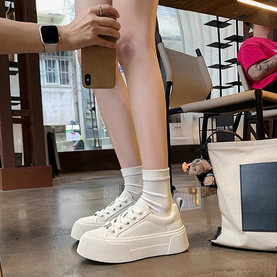 Damen Sneaker mit erhöhter Sohle EB