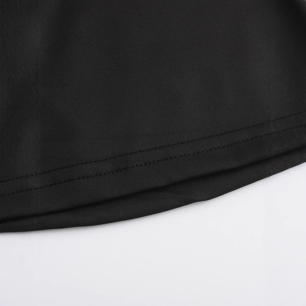 Damen Crop-T-Shirt mit auffälligem Schriftzug und figurbetontem Design EB