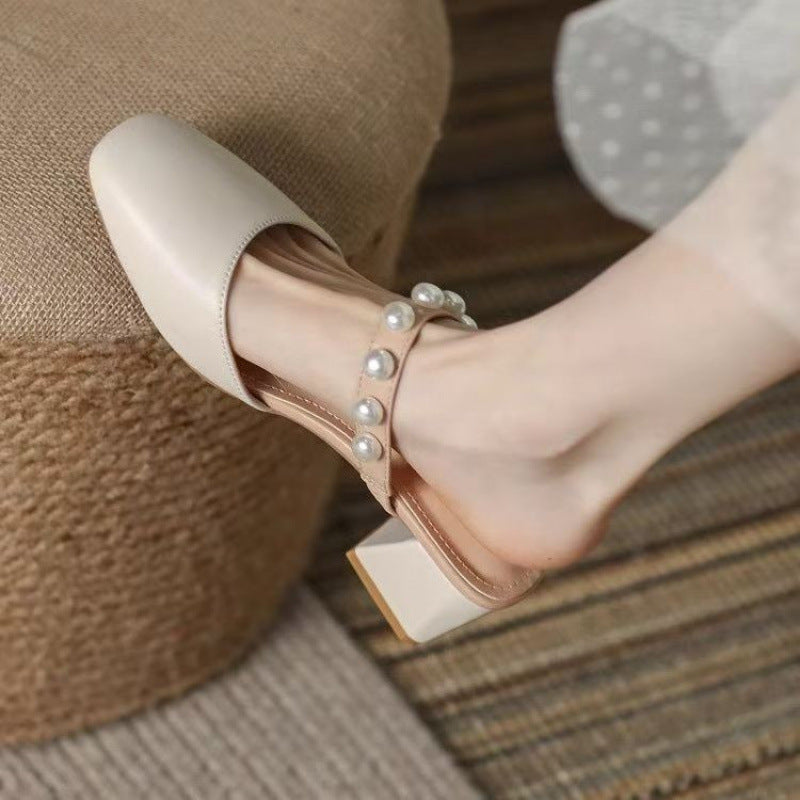 Damen Geschlossene Sandalen mit elegantem Blockabsatz und Perlenapplikationen EB