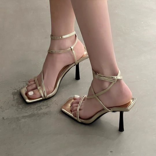 Damen elegante High Heel Sandalen mit zierlichem Riemendesign EB
