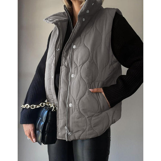 Damen Steppweste mit hohem Kragen und praktischen Taschen EB