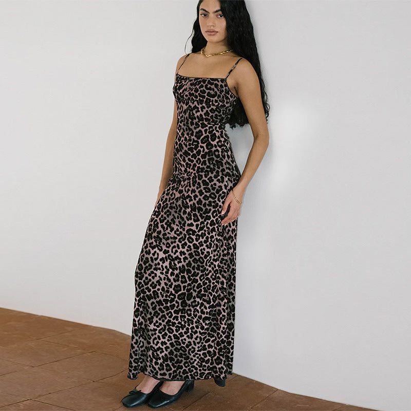 Damen Maxikleid mit elegantem Animal-Print und schmalen Trägern EB