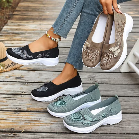 Damen Mokassins mit floraler Stickerei und flexiblem Sohlen EB