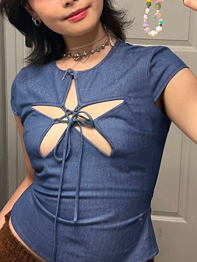 Damenoberteil mit einzigartigem Cut-Out-Design und eleganter Schnürung EB