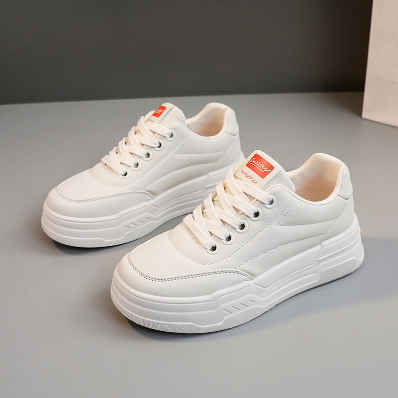 Damen Plattform Sneakers mit robustem Sohlenprofil und sportlichem Design EB