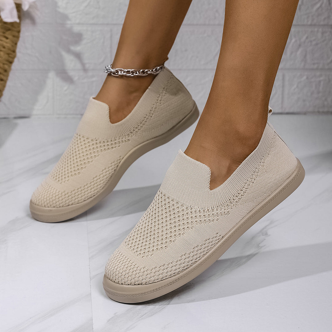 Damen Slip-On Sneakers mit atmungsaktivem Strickoberteil und flexiblem Sohlenprofil EB