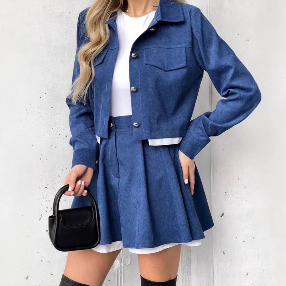 Damen kurzes Cordjacken- und Faltenrock-Set mit taillenhohem Faltenrock und cropped Hemdjacke Eichborn Berlin