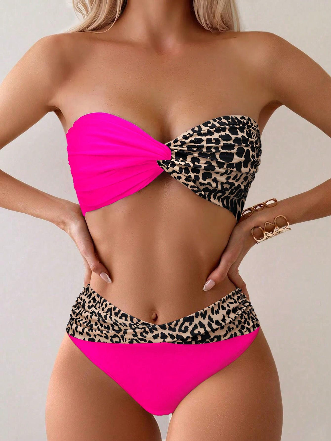 Damen Bandeau-Bikini mit modischem Leopardenmuster und leuchtendem Design EB