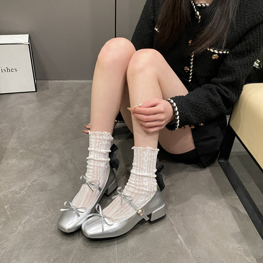 Damen Elegante Ballerinas mit dekorativen Schleifen und hochwertiger Lack-Optik EB