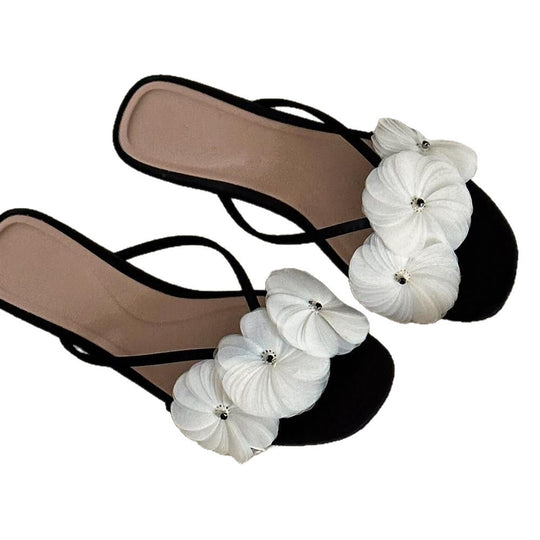 Damen Pantoletten mit floralen Akzenten und modischem Design EB