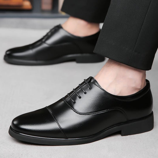 Herren Klassische Schnürschuhe aus geschmeidigem Leder mit verstärkter Sohle EB