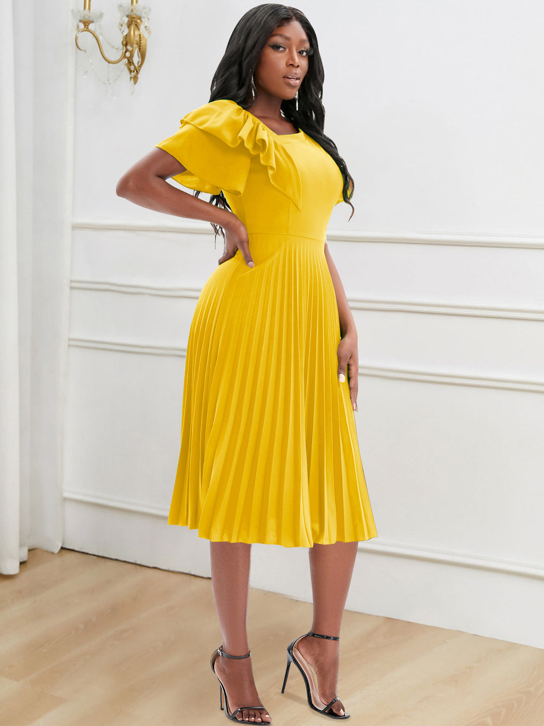 Damen Plissee-Kleid mit asymmetrischem Schnitt und eleganter Rüsche EB