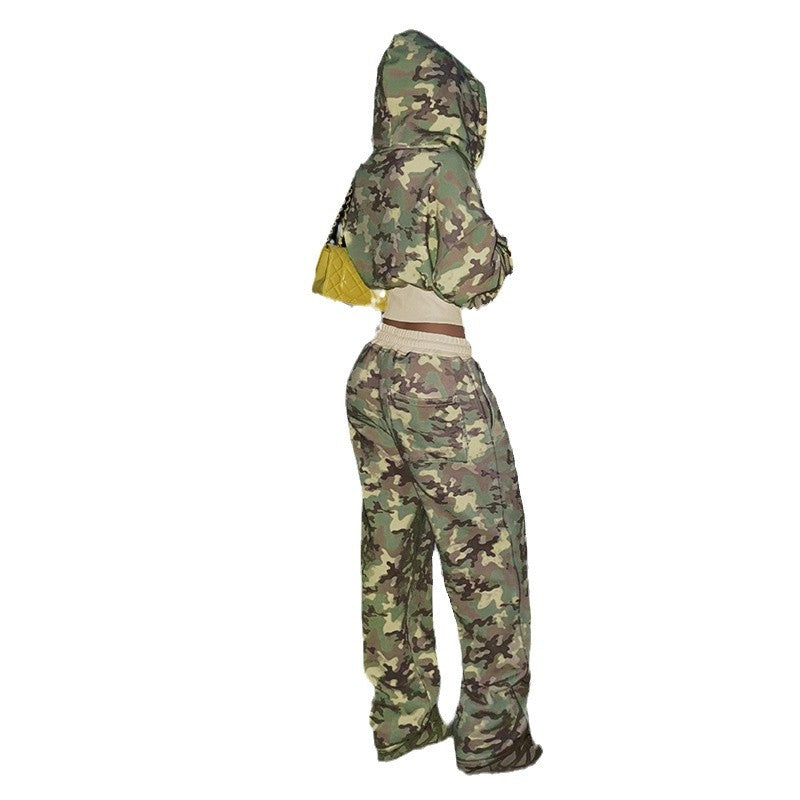 Damen nan kurz geschnittene Kapuzenjacke mit Camouflage-Muster, Frontreißverschluss, Kängurutasche und weitem Rippbund EB