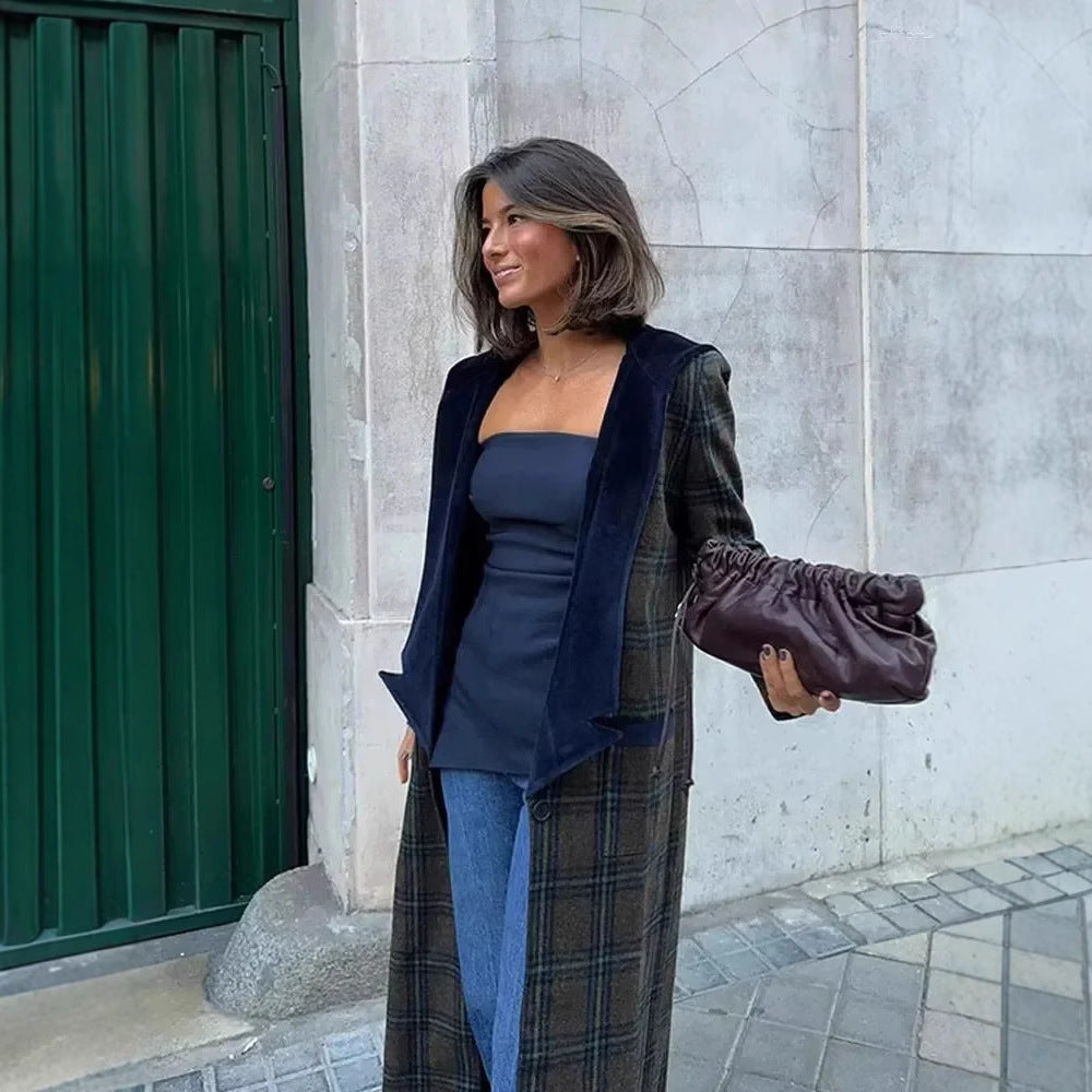 Damen Langblazer mit elegantem Karomuster und Samtkragen EB