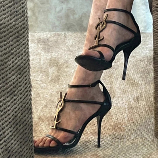 Damen elegante Sandalen mit verziertem Riemendesign EB