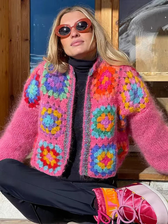 Damen Strickjacke mit buntem Granny-Quadrat-Design und luftigen Ärmeln EB
