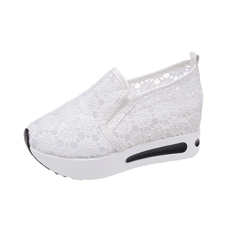 Damen Wedge-Sneaker mit floralen Spitzen-Design EB