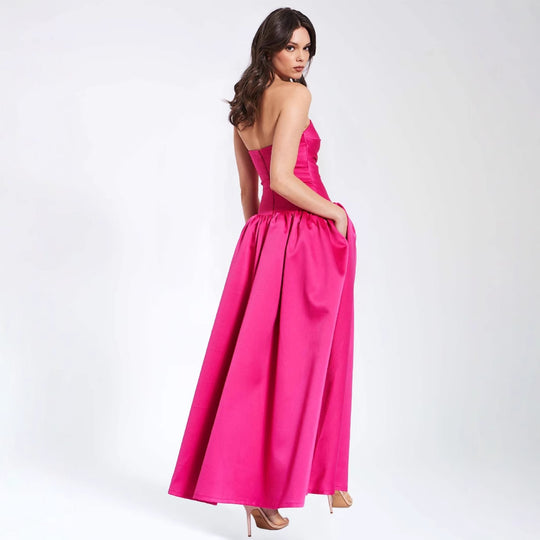 Damen Ballkleid mit schwingendem Rock und elegantem Korsett-Oberteil EB
