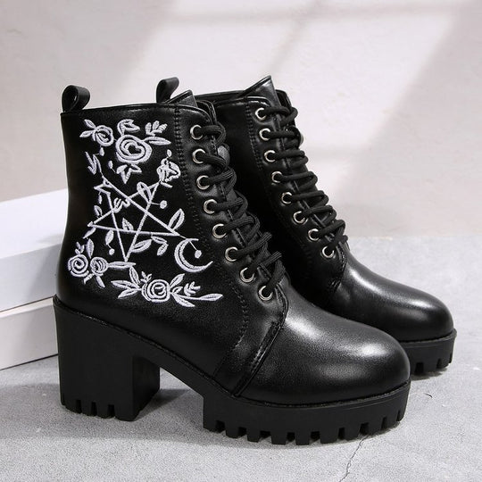 Damen Boots mit metallic-farbenem Plateau und floralen Stickereien EB
