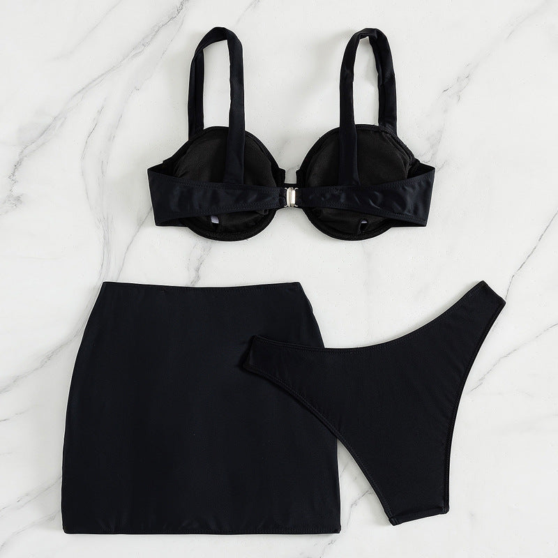 Damen Bikini-Set mit schickem Rock und gepolstertem Oberteil EB