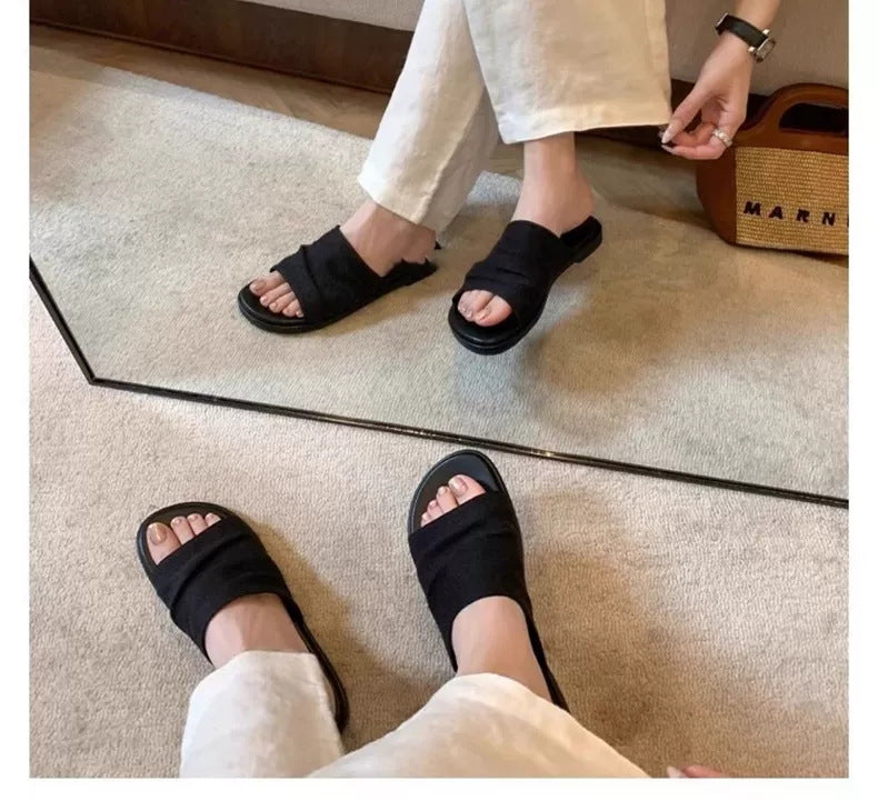 Damen Komfortable Zehentrenner-Sandalen mit breitem Riemendesign und ergonomischem Fußbett EB