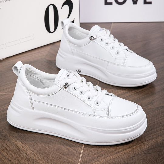 Damen Sportliche Sneaker mit luftiger Dämpfung und rutschfester Sohle EB