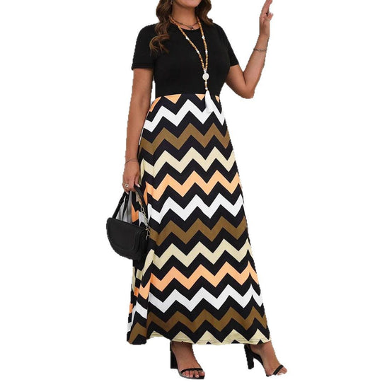 Damen Maxikleid mit einem modernen Zickzackmuster EB