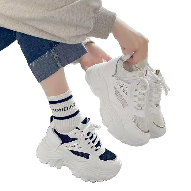 Damen Sportliche Sneakers mit atmungsaktiver Netzstruktur und dämpfender Sohle EB
