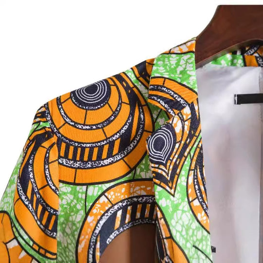 Damen Blazer mit auffälligem afrikanischen Muster und modernem Schnitt EB