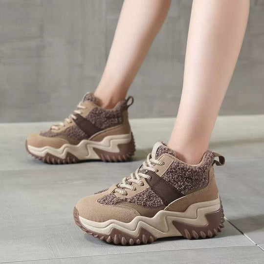 Damen Sportliche High-Top Sneaker mit kuscheligem Futter und rutschfester Sohle EB