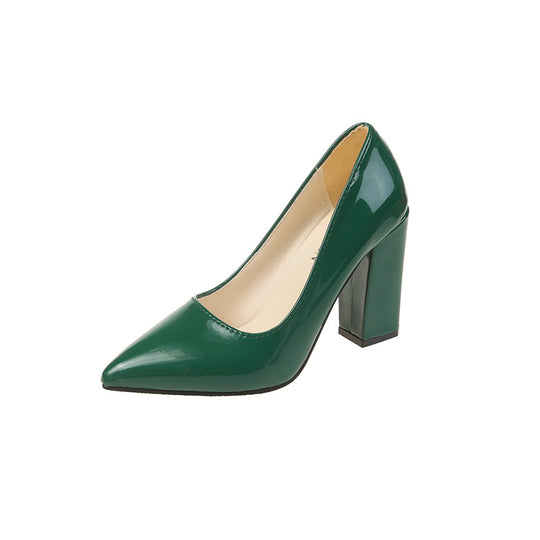 Damen Spitzen Pumps mit bequemem Blockabsatz und glänzendem Finish EB