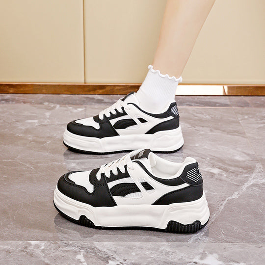 Damen Sneakers mit trendigem Design und gepolsterter Sohle EB