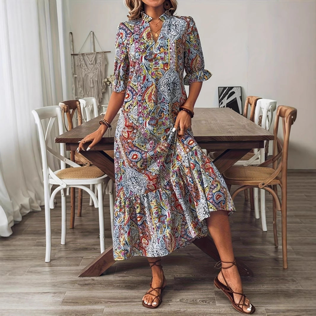 Damen Maxikleid mit buntem Paisley-Muster und modischem Volant EB