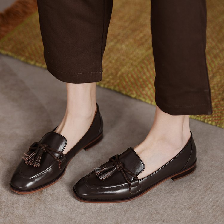 Damen Mokassins mit modischen Quasten und eleganter Sohle EB