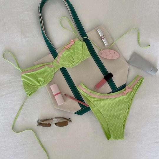 Damen gepunkteter Bikini mit verspieltem Design EB