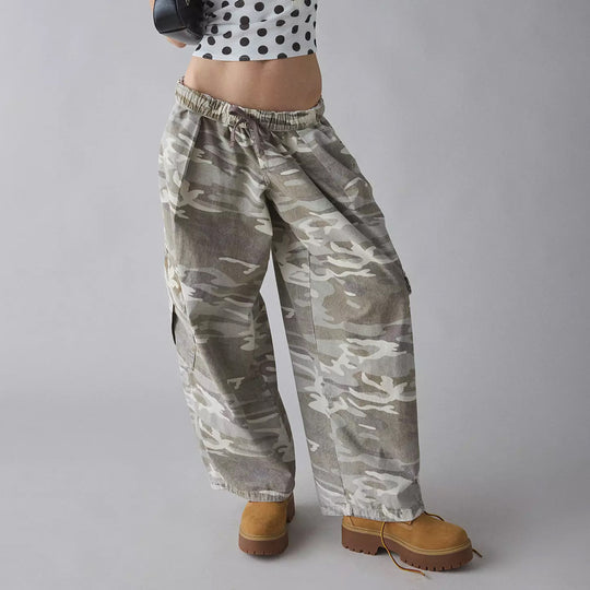 Damen nan weite Cargohose mit elastischem Bund und aufgesetzten Klappentaschen EB