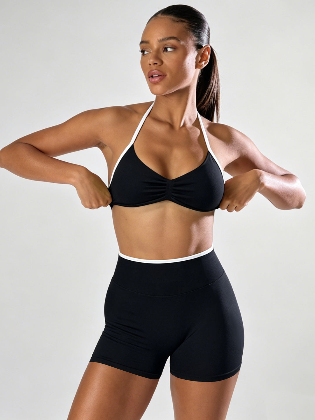 Damen Sportliches Bikini-Set mit hochelastischem Material und verstellbaren Trägern EB