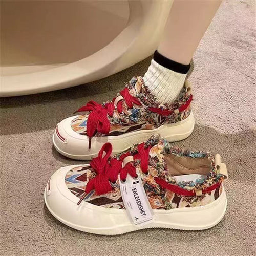 Damen modische Sneaker mit gefransten Details und auffälligem Schnürsystem EB