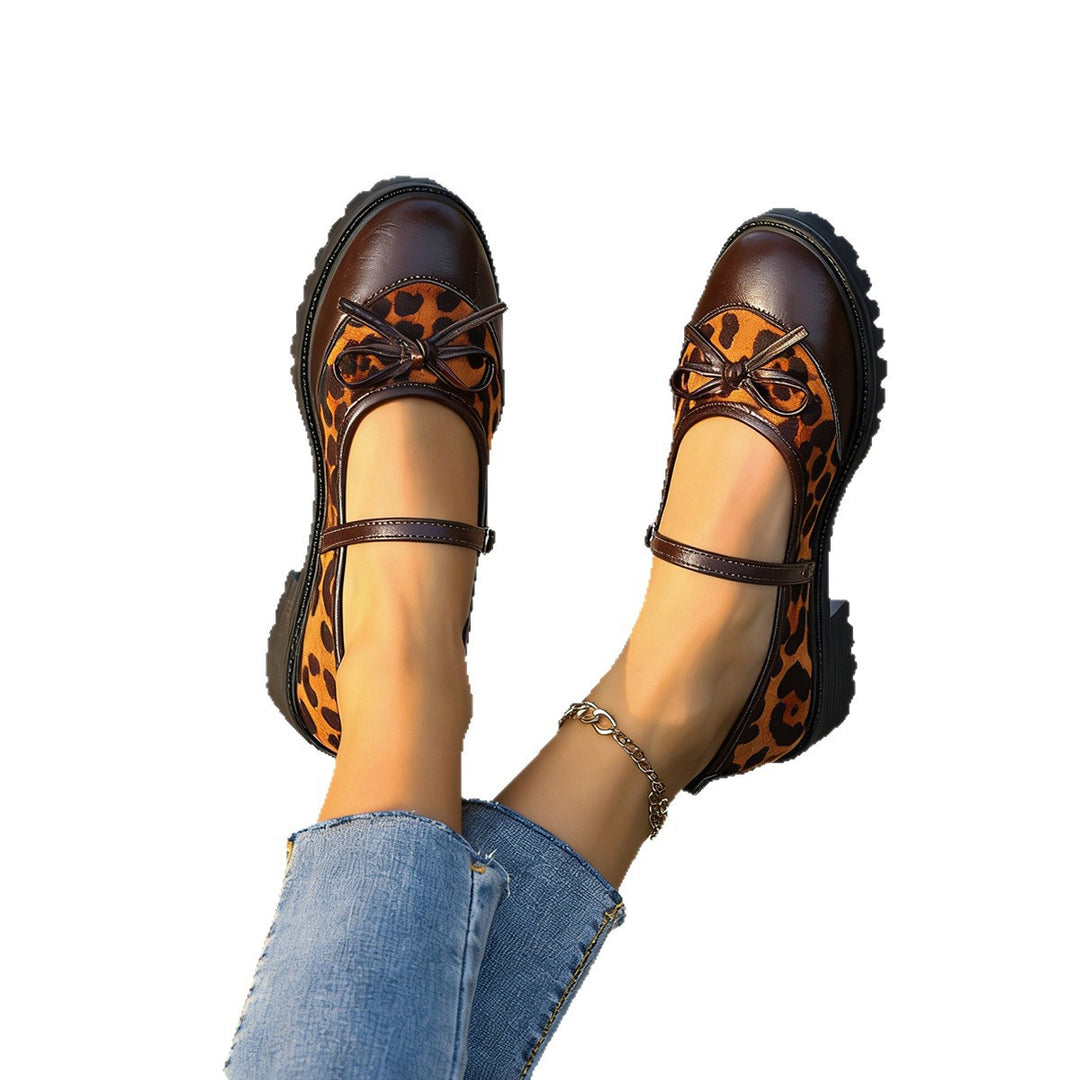 Damen  Vintage-inspirierte Mary-Jane Ballerinas mit Leopardenvelours, Zierschleife und profilierter Gummisohle EB