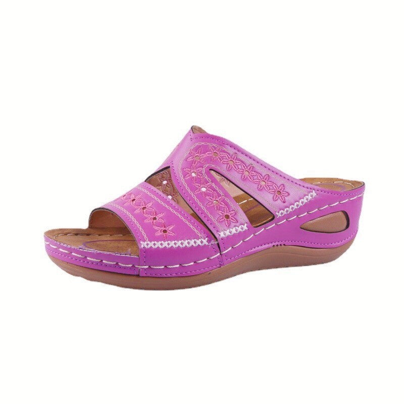 Damen Komfortable Riemensandalen mit floraler Stickerei EB