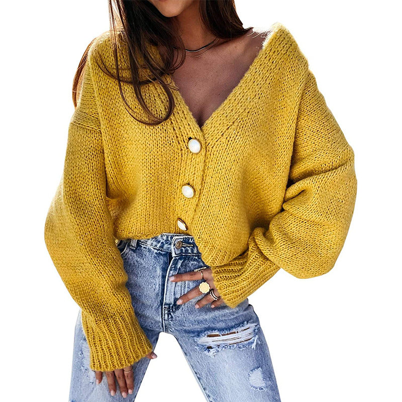 Damen Kuscheliger Cardigan mit tiefem V-Ausschnitt und dekorativen Knöpfen EB